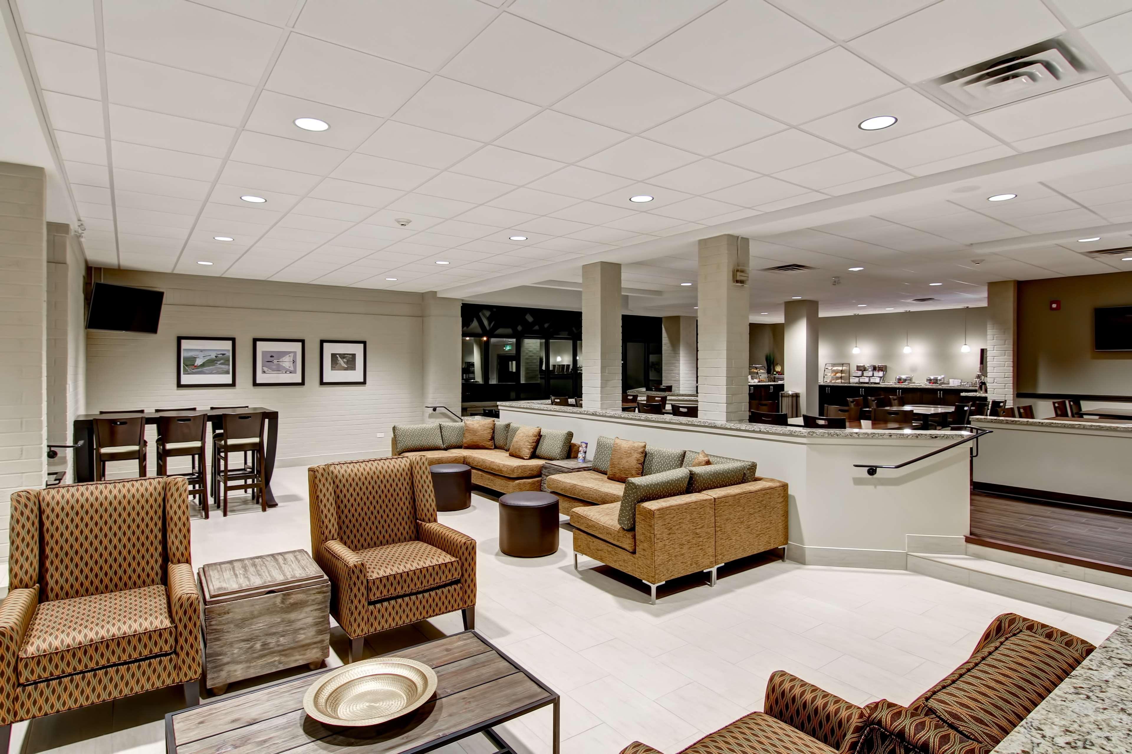 Best Western London Airport Inn & Suites Exterior foto