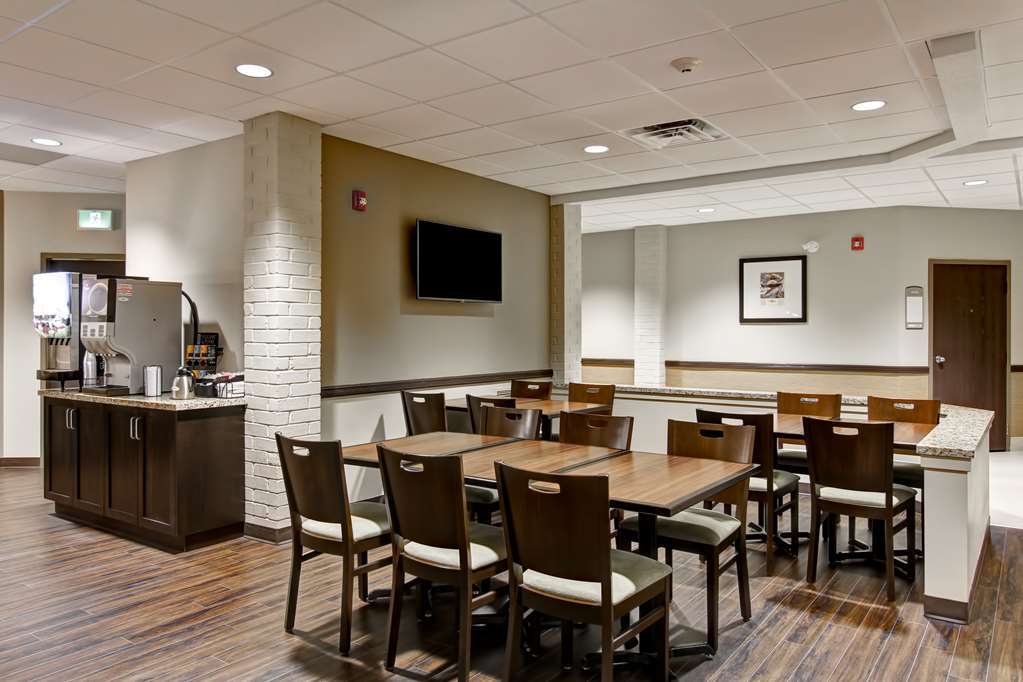 Best Western London Airport Inn & Suites Restaurante foto